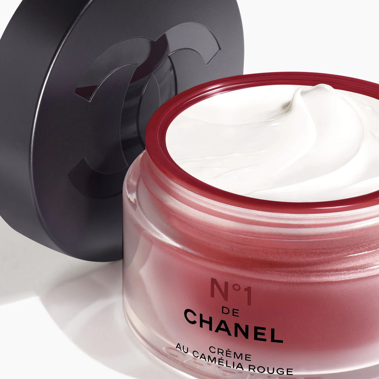 N°1 DE CHANEL RED CAMELLIA CREAM - PLUMPS-SMOOTHS-PROTECTS