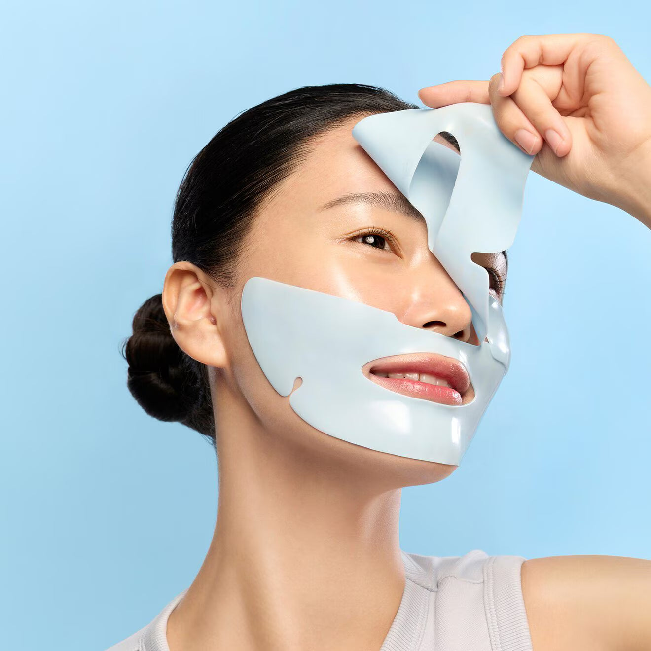 Cryo Rubber™ Moisturizing Face Mask with Hyaluronic Acid