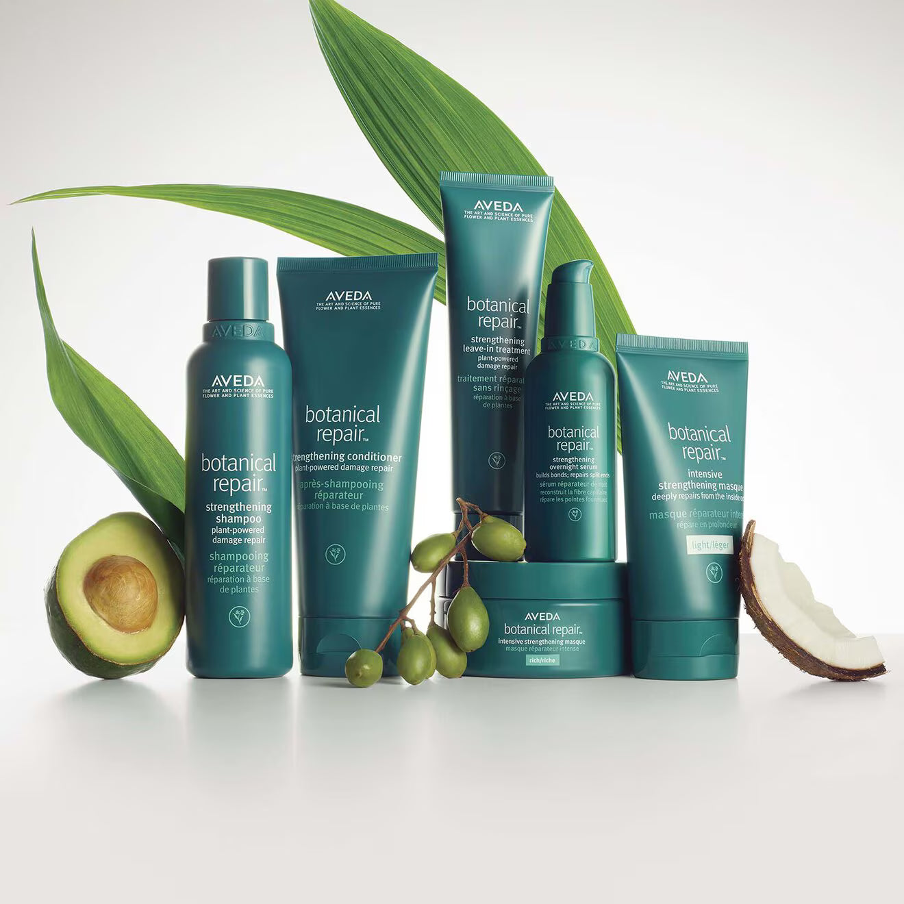 Botanical Repair Strengthening Leave-In Treatment