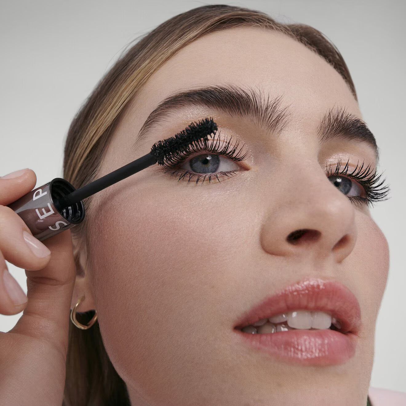 Size Up Waterproof - Immediate Supersized Volume Mascara