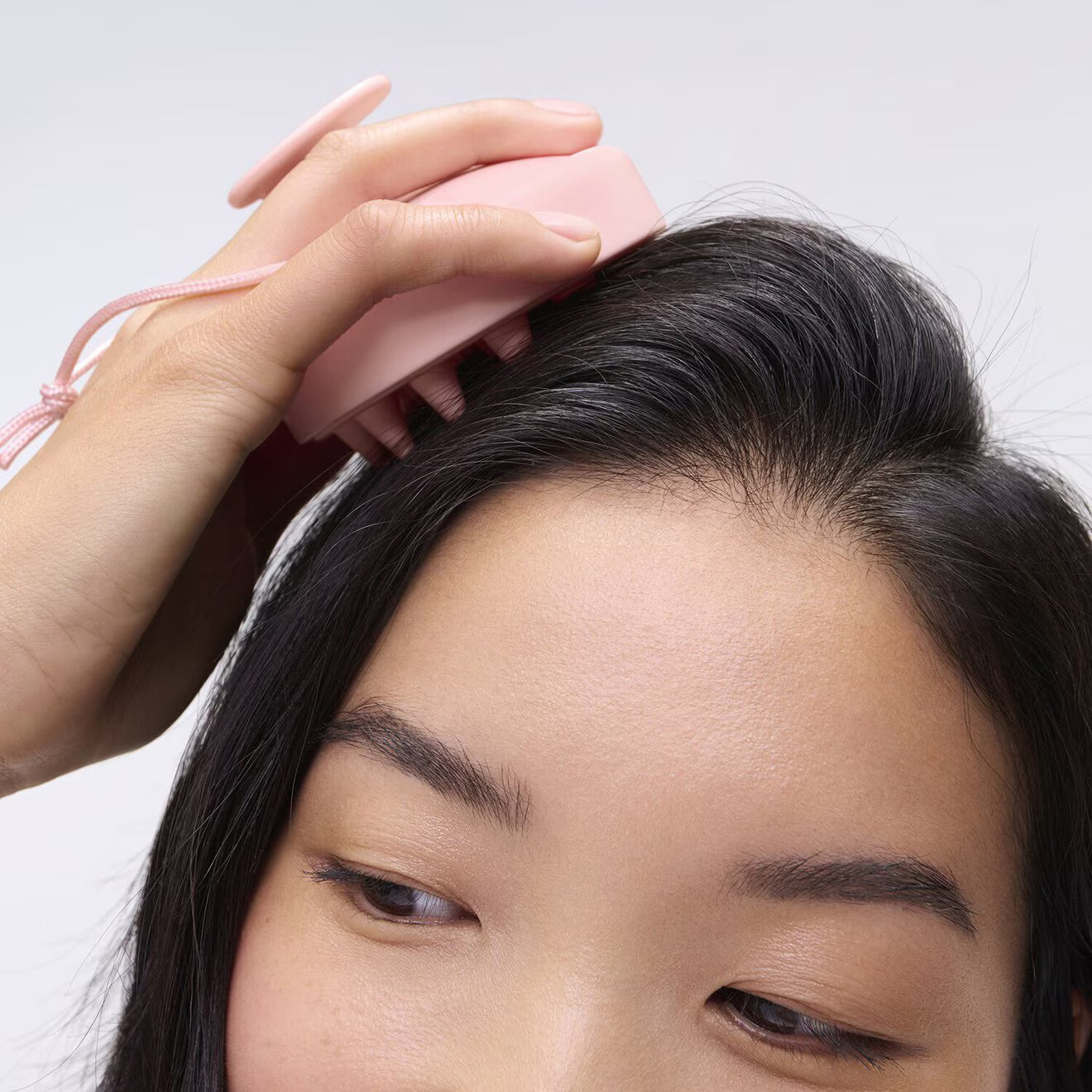 Scalp Massage Brush – Exfoliates & Massages