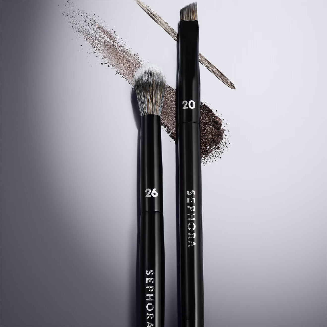Professional brush Pro Crease Brush #26