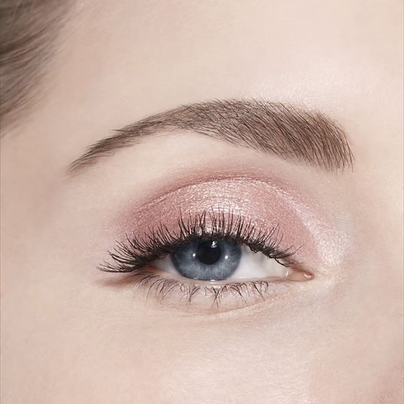 OMBRE PREMIÈRE LAQUE - Longwear Liquid Eyeshadow