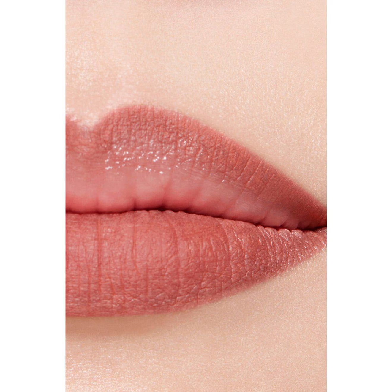 CHANEL LE CRAYON LÈVRES PRECISION LIP-DEFINING PENCIL