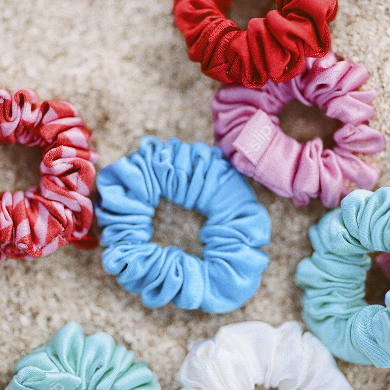 Sundown Minnie Scrunchies