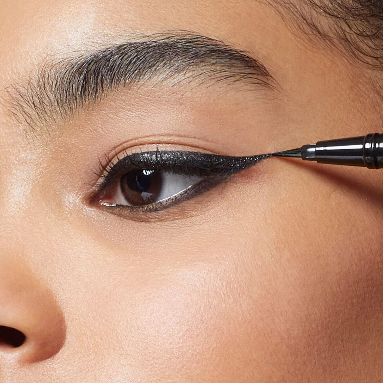 Twin Liner Gel and Liquid Eyeliner