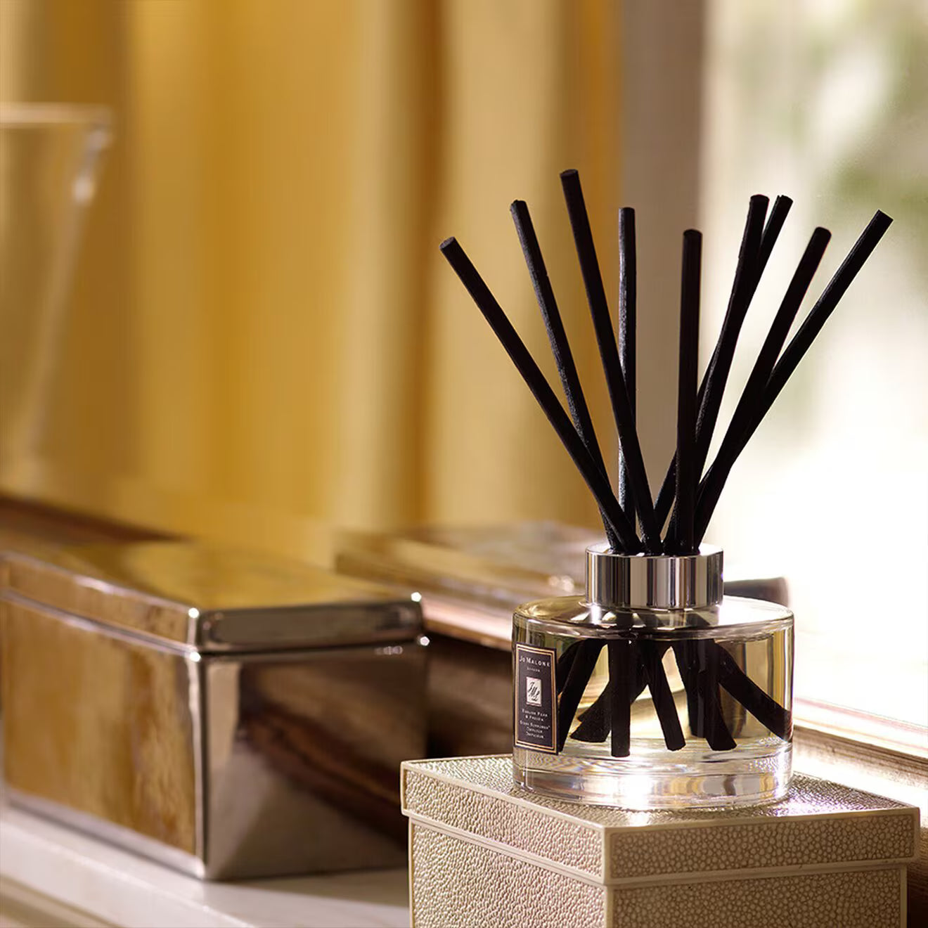 English Pear & Freesia - Scent Diffuser