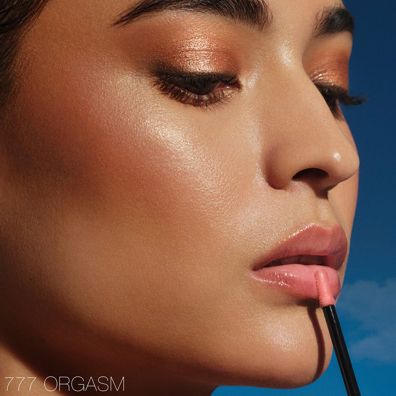 Hot Escape Afterglow Lip Oil