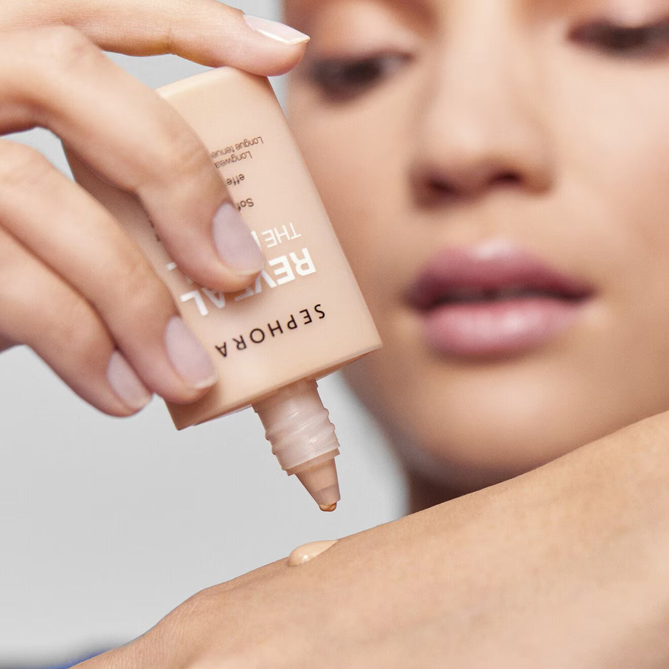 Reveal The Real - Soft Radiant Skin Tint