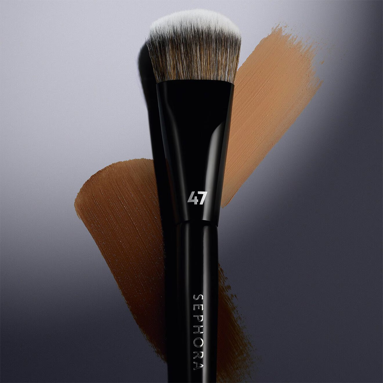 Pro Foundation Brush #47