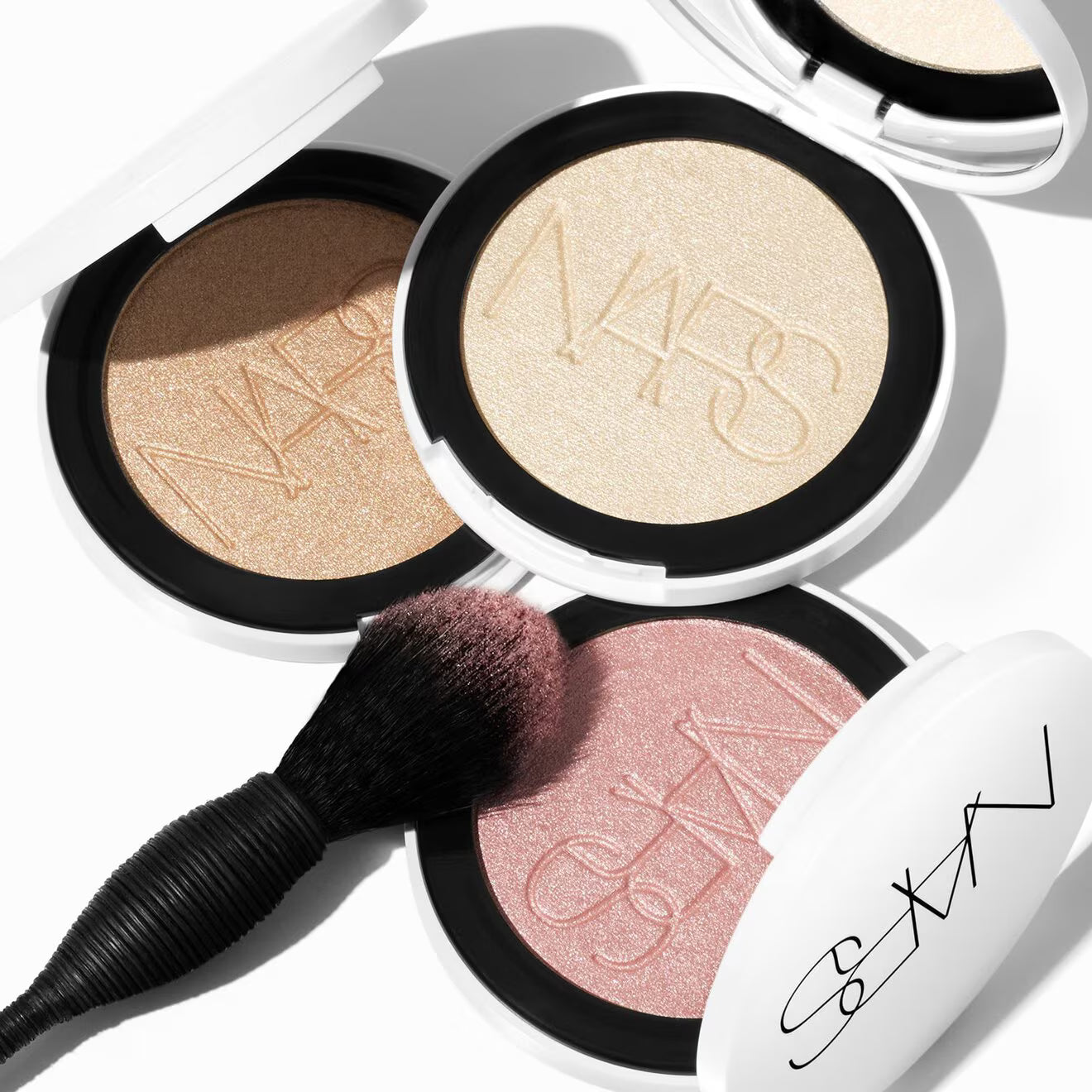 Light Reflecting™ Luminizing Powder