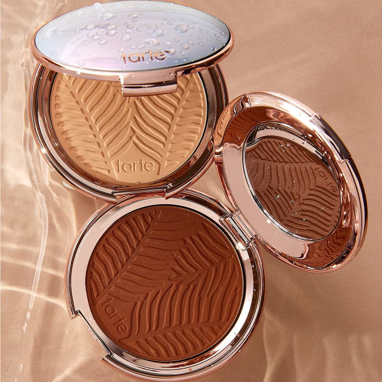 Amazonian Clay 16-Hr Blurring Powder Foundation
