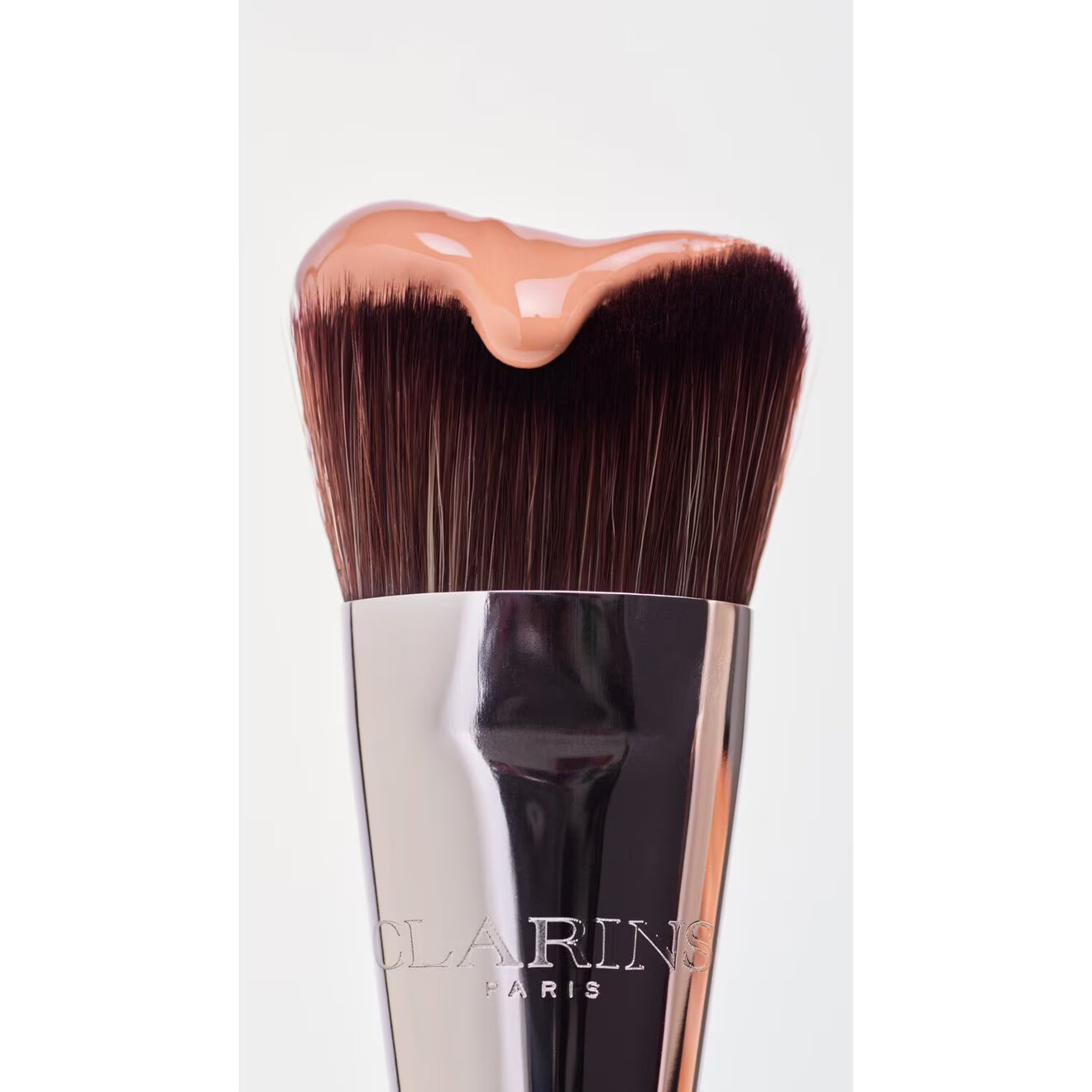 Gua Sha-Inspired Foundation Brush