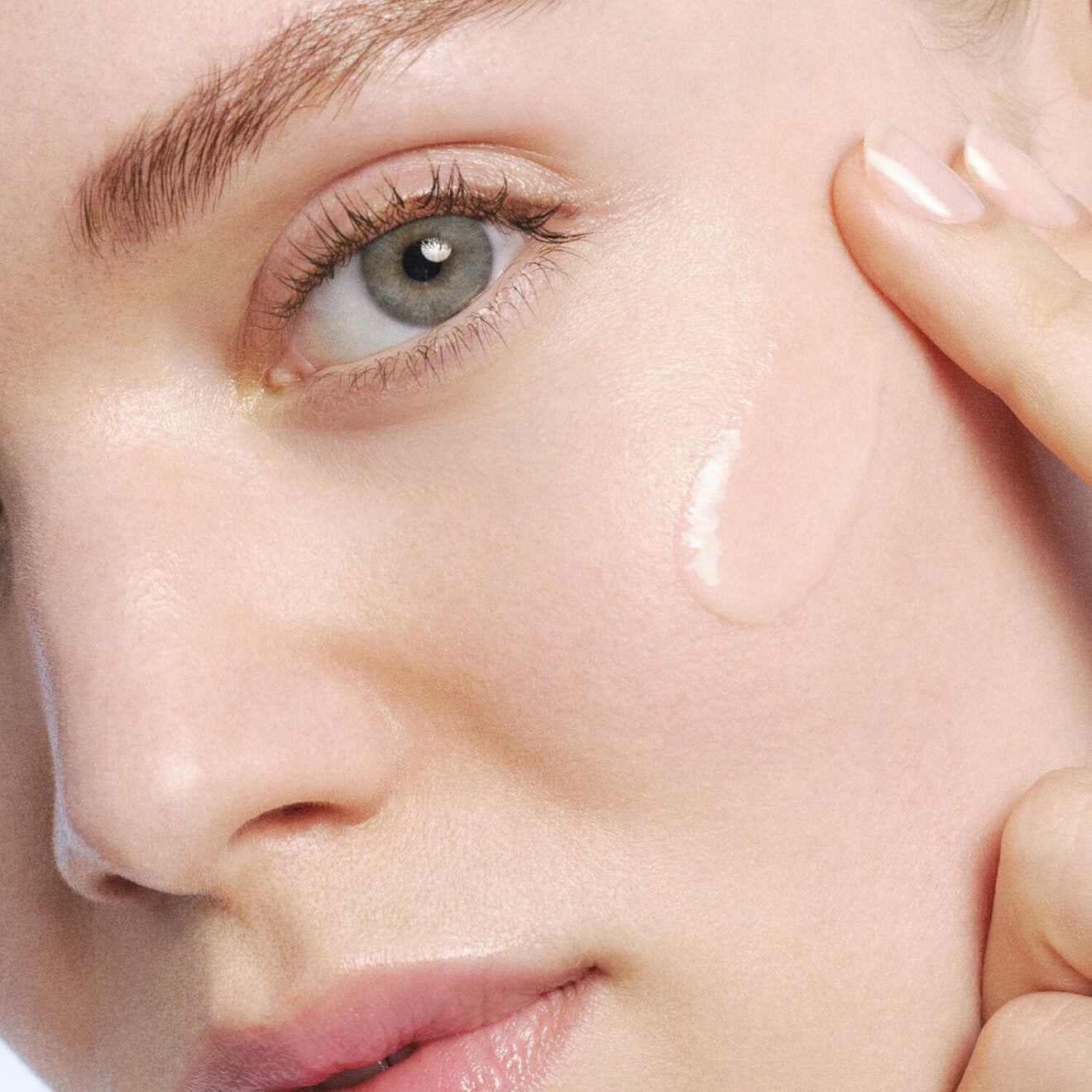 Clarifique Double Treatment Essence