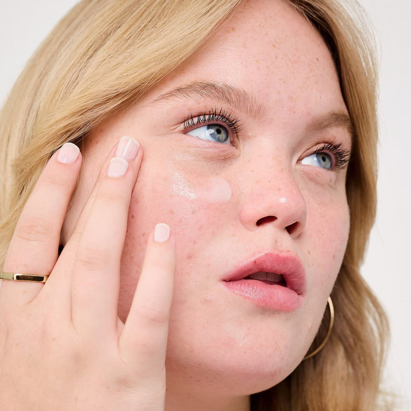 The POREfessional Matte Pore Minimizing Primer