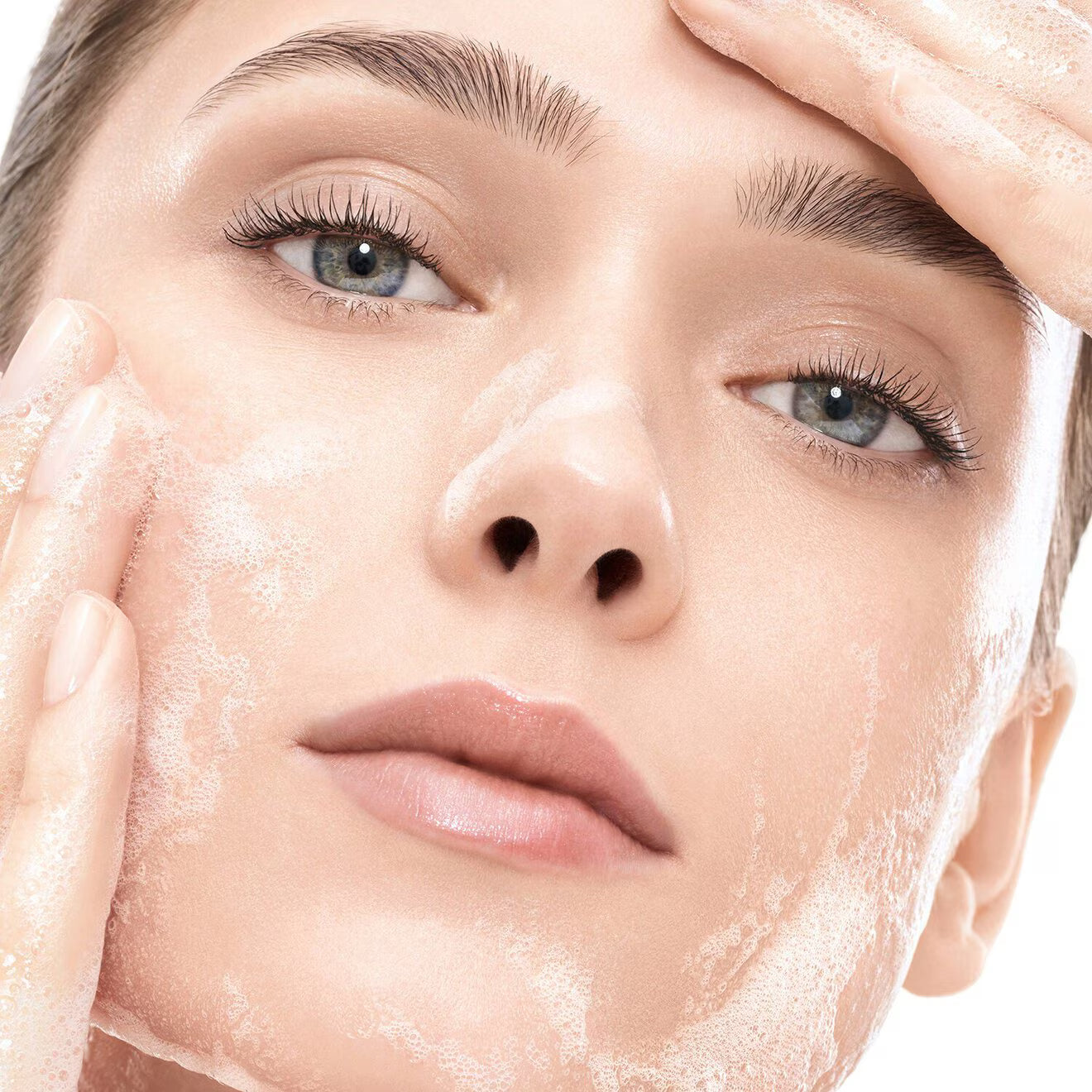 Abeille Royale: Cleansing Care-In-Mousse