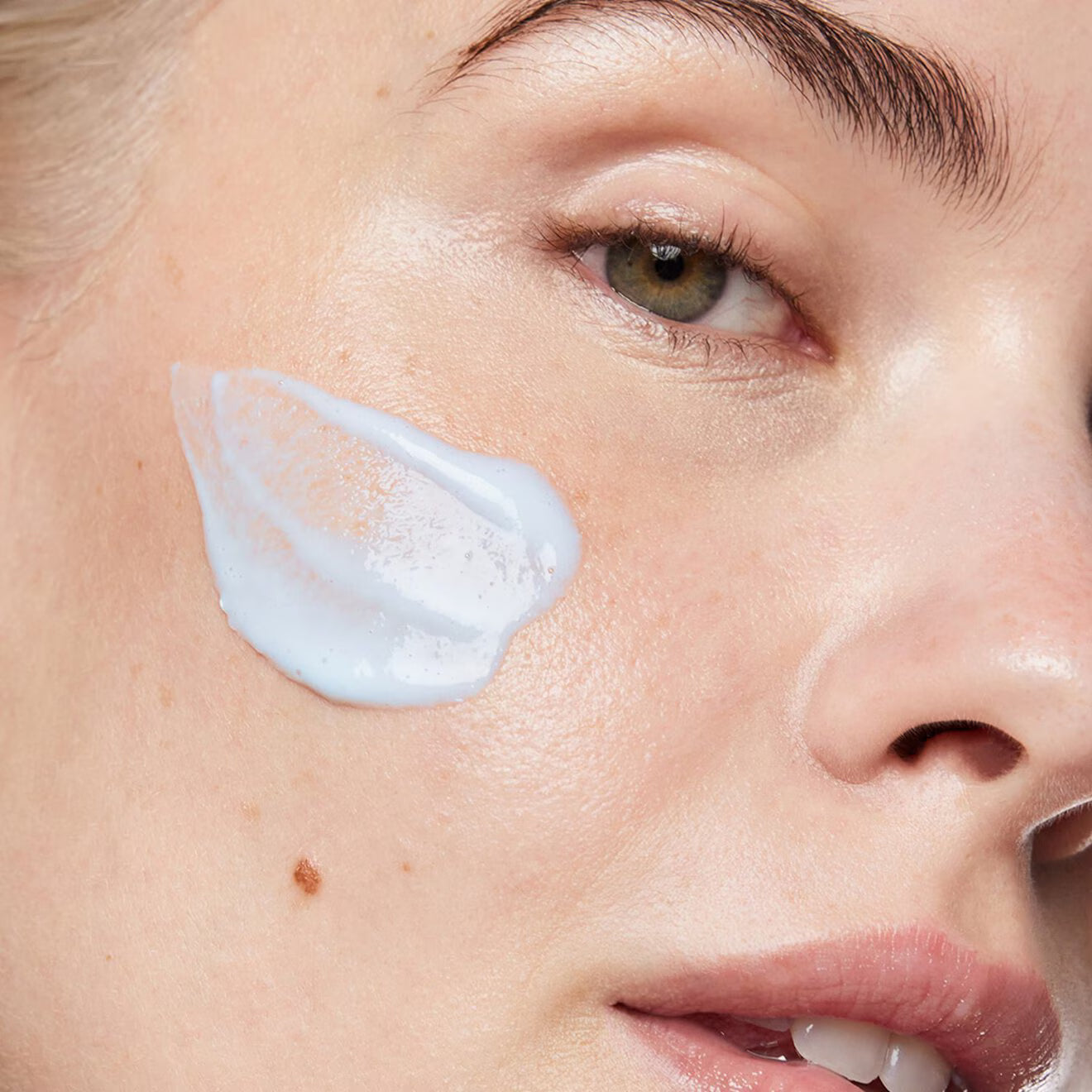 Magnetic[+] Afterglow Cleanser
