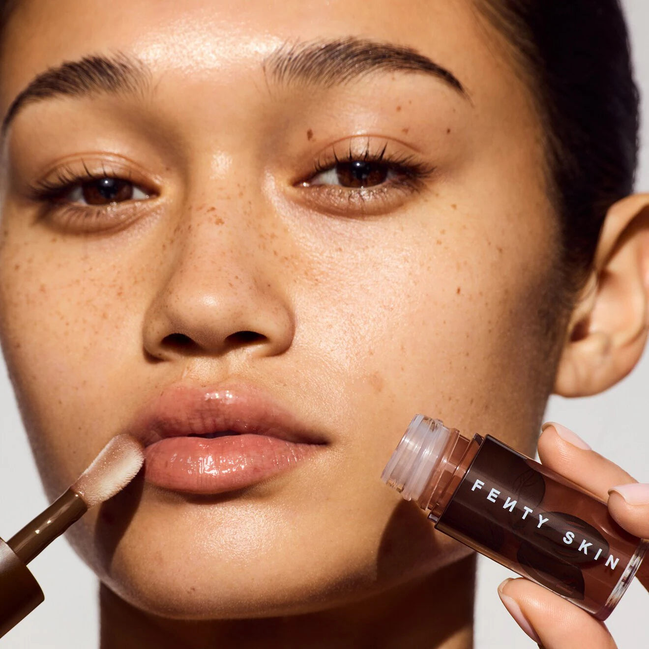 Fenty Treatz Hydrating + Strengthening Lip Oil
