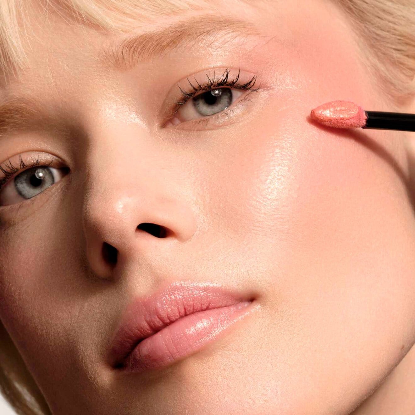 Luminous Silk Cheek Tint Shine Liquid Blush