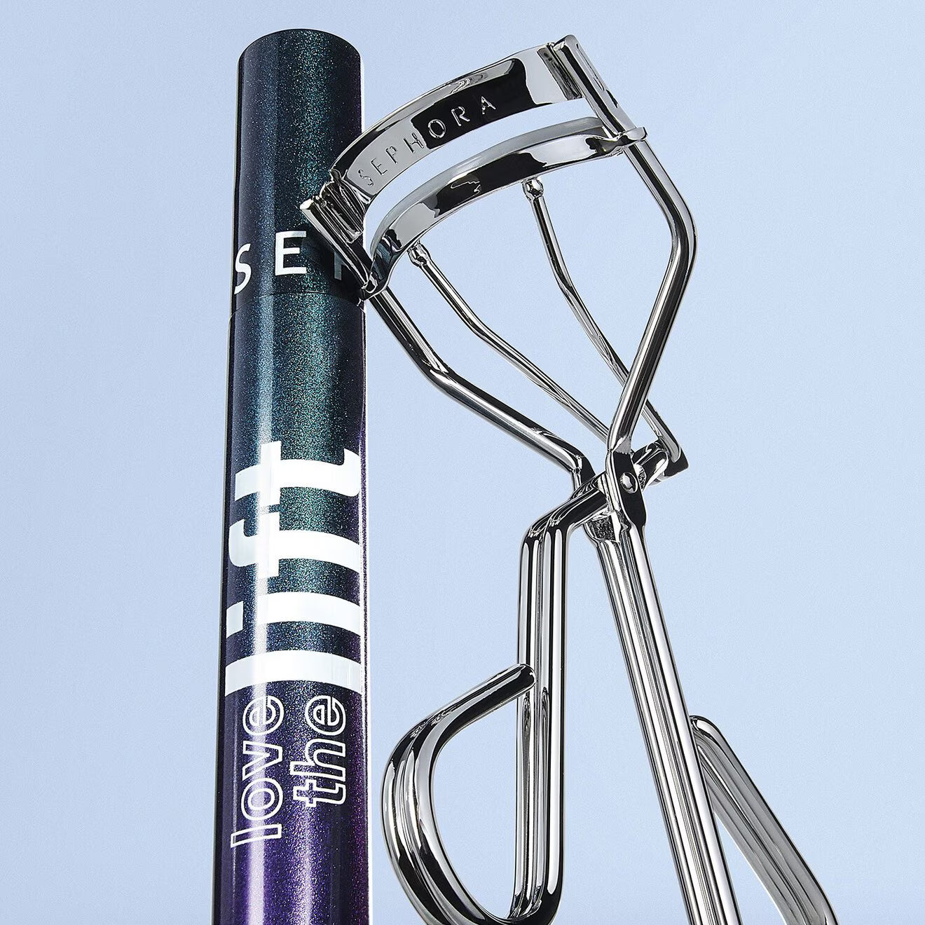 Eyelash Curler - For A Maximum Curl Effect