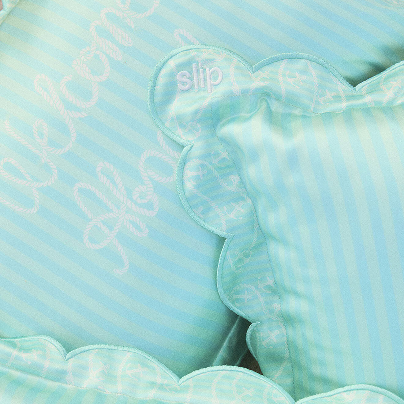 Travel Pillow + Beach Bag Les Vacances