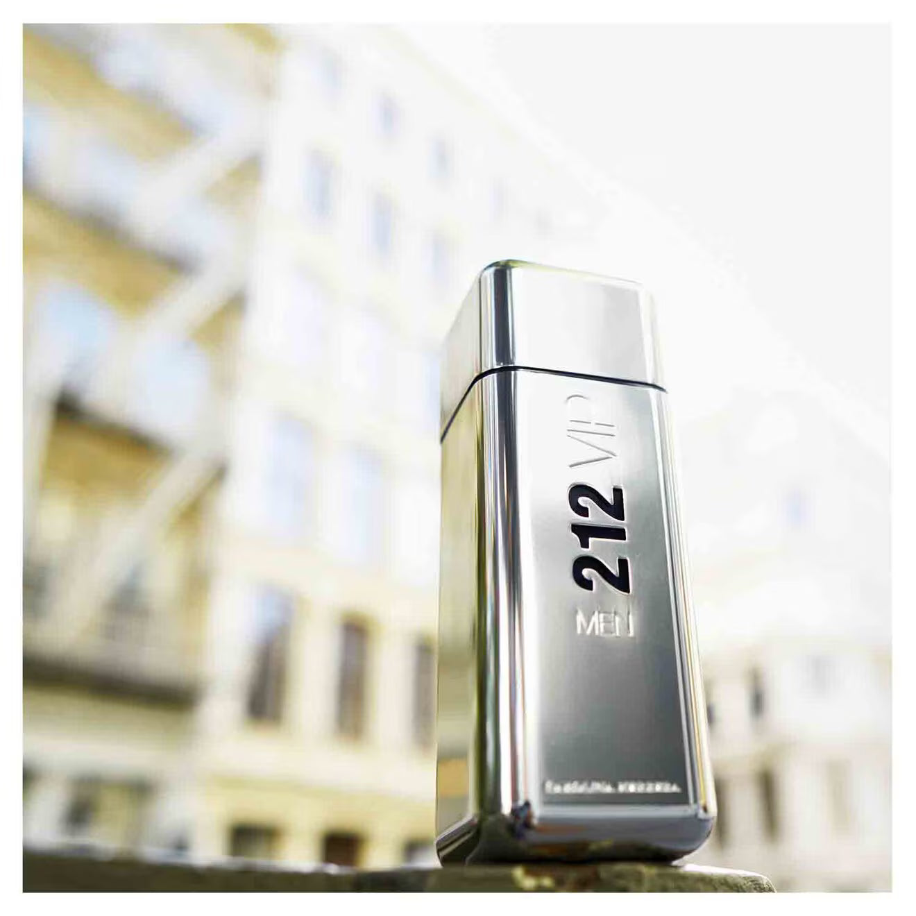 212 VIP Men Eau de Toilette Spray