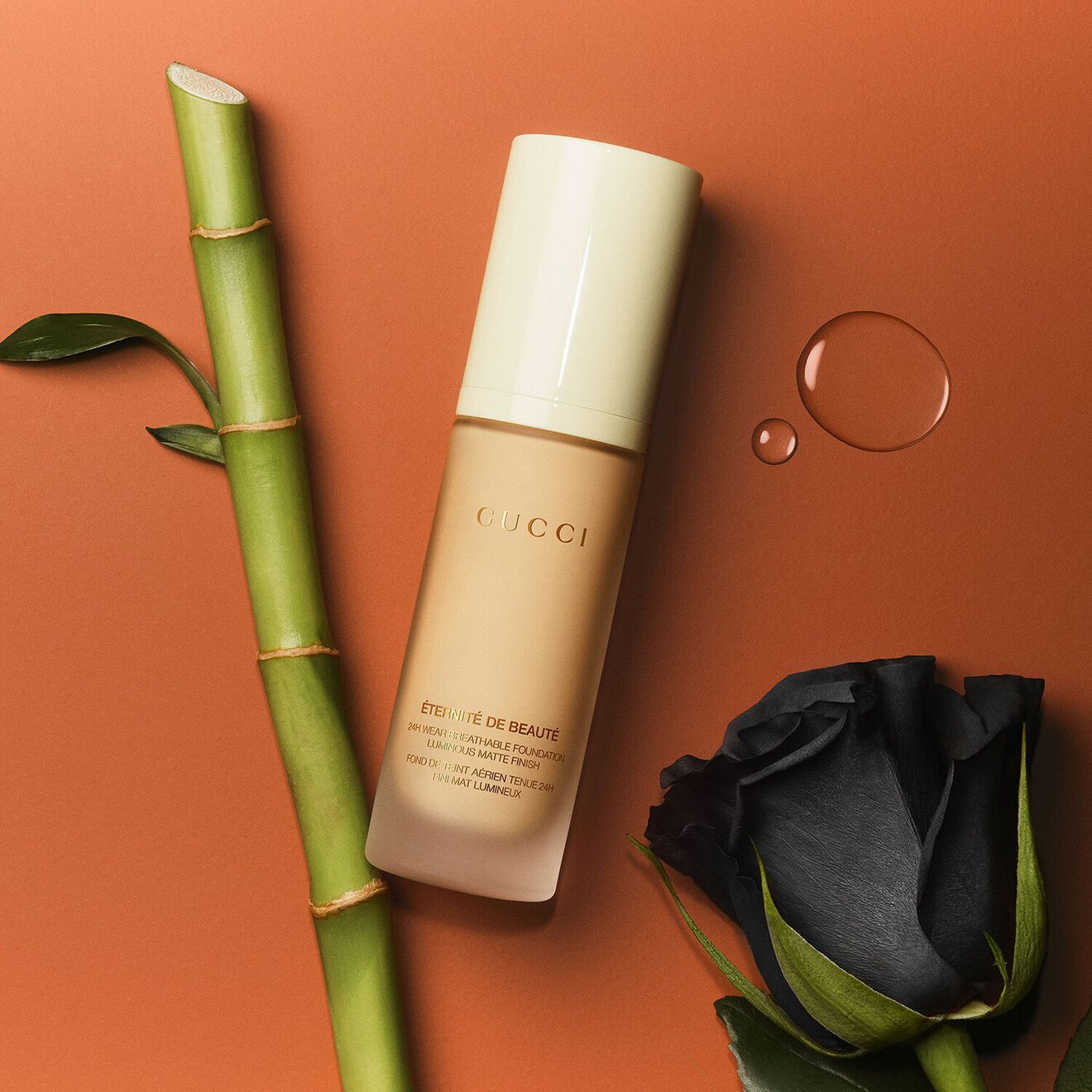 Eternité de Beauté - Foundation SPF 15