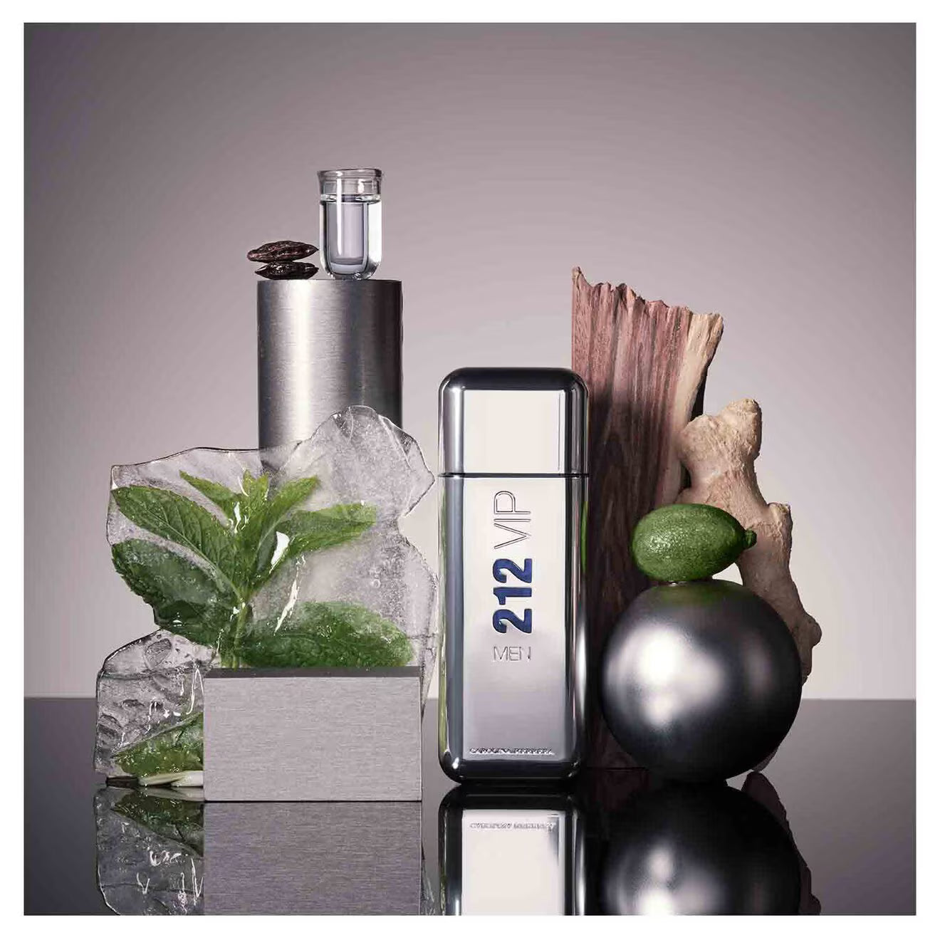 212 VIP Men Eau de Toilette Spray