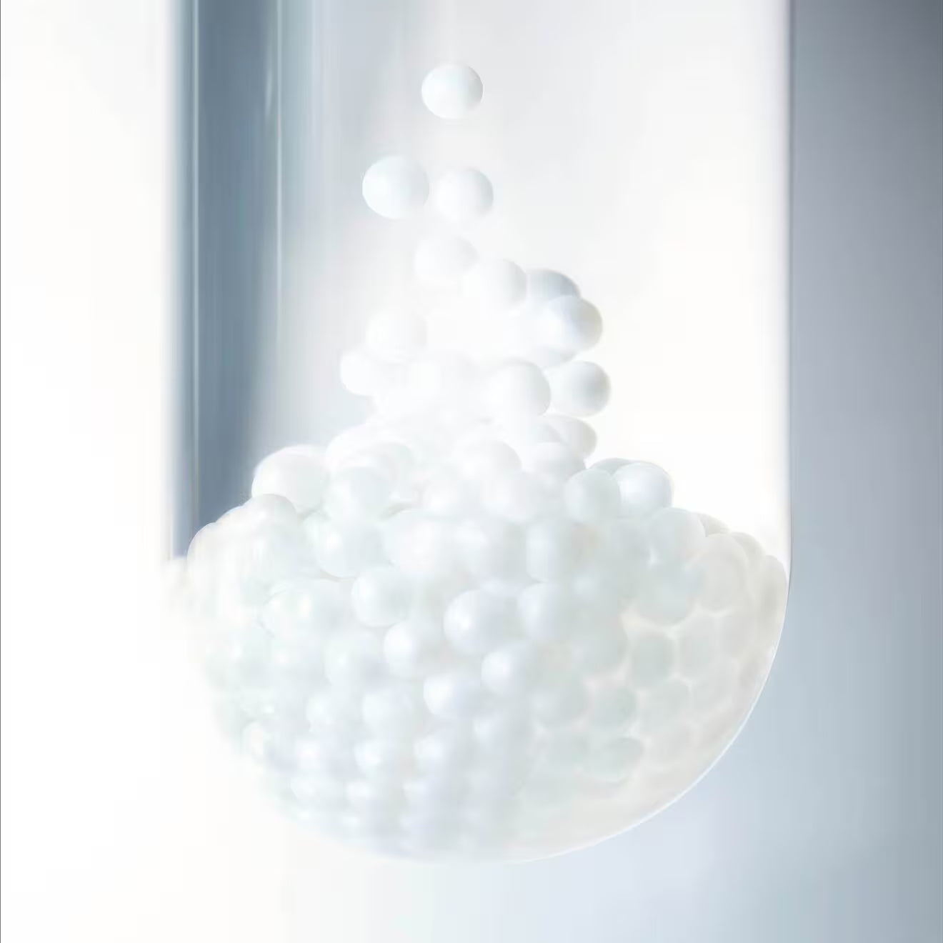 White Caviar Illuminating Pearl Infusion