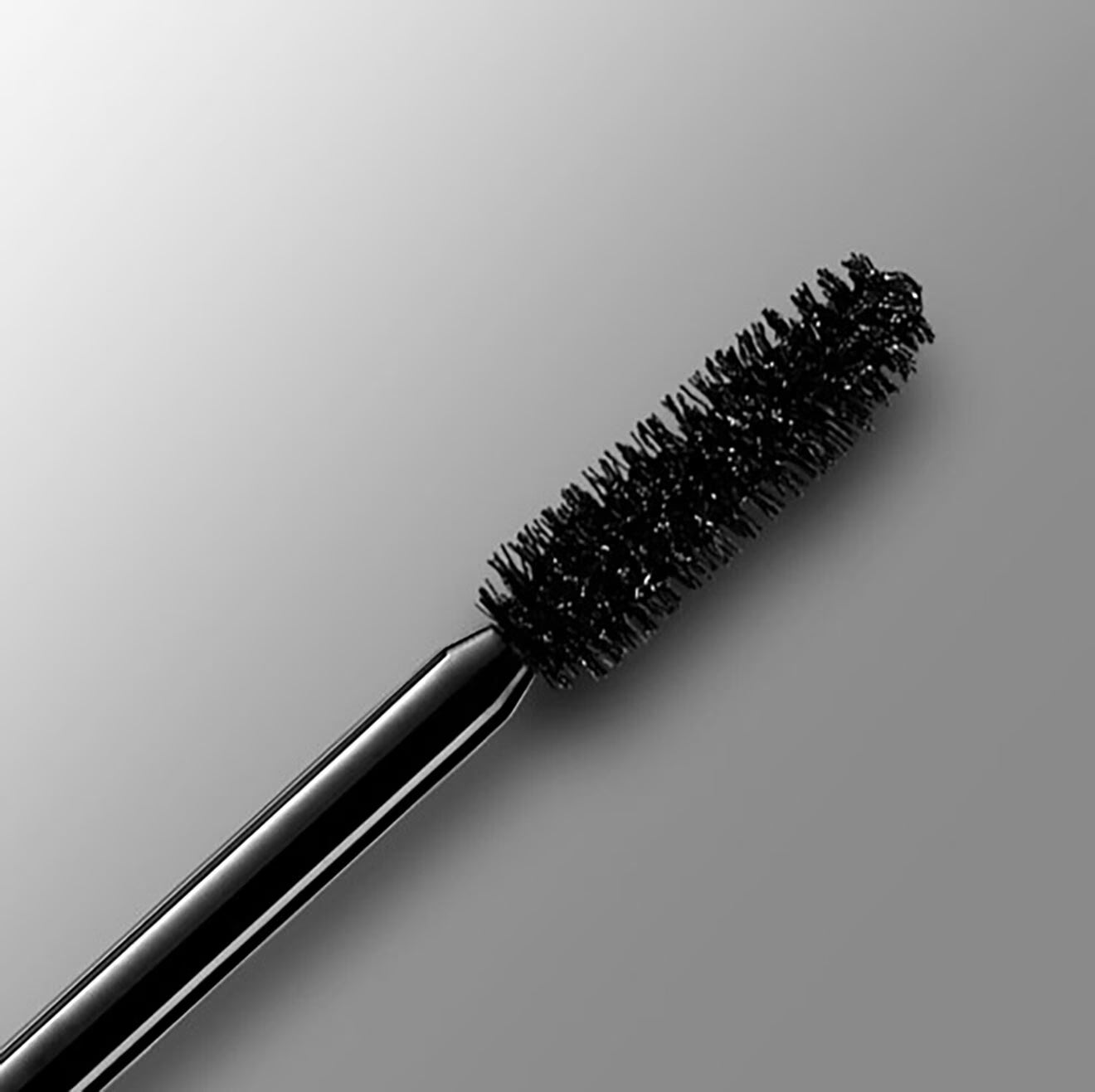 Monsieur Big Mascara - Volumizing Mascara