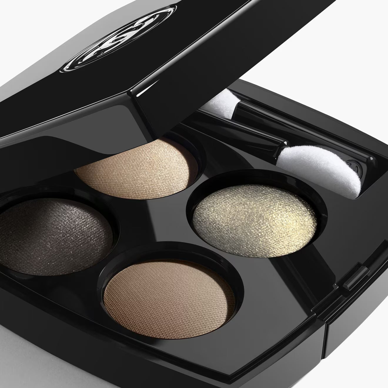 LES 4 OMBRES - Multi-Effect Quadra Eyeshadow