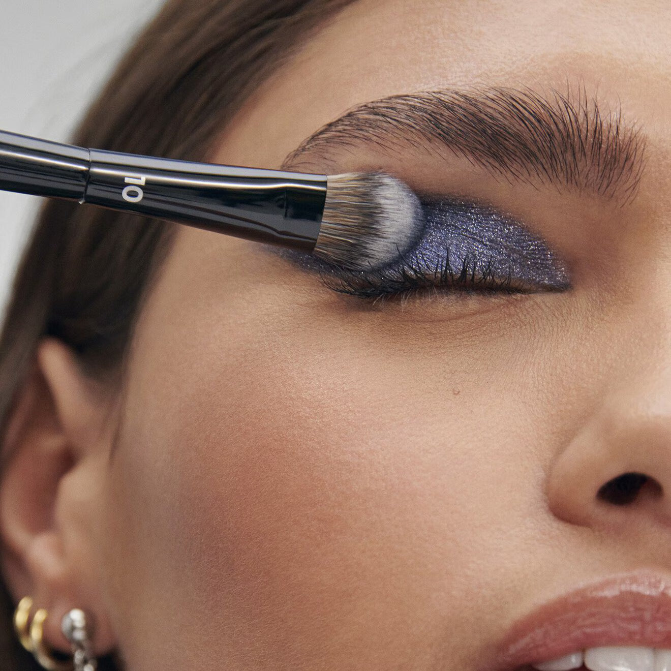 Professional brush Pro Eyeshadow Brush #10