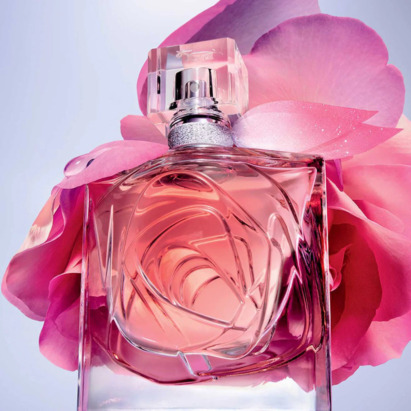 La Vie est Belle Rose Extraordinaire