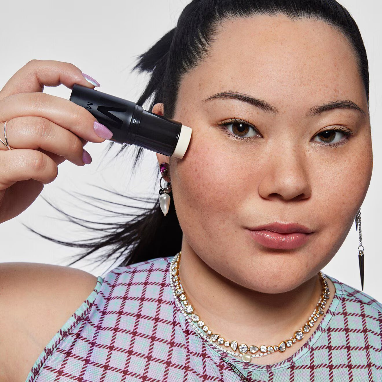 Pore Eclipse Non-Comedogenic Matte Blur Stick