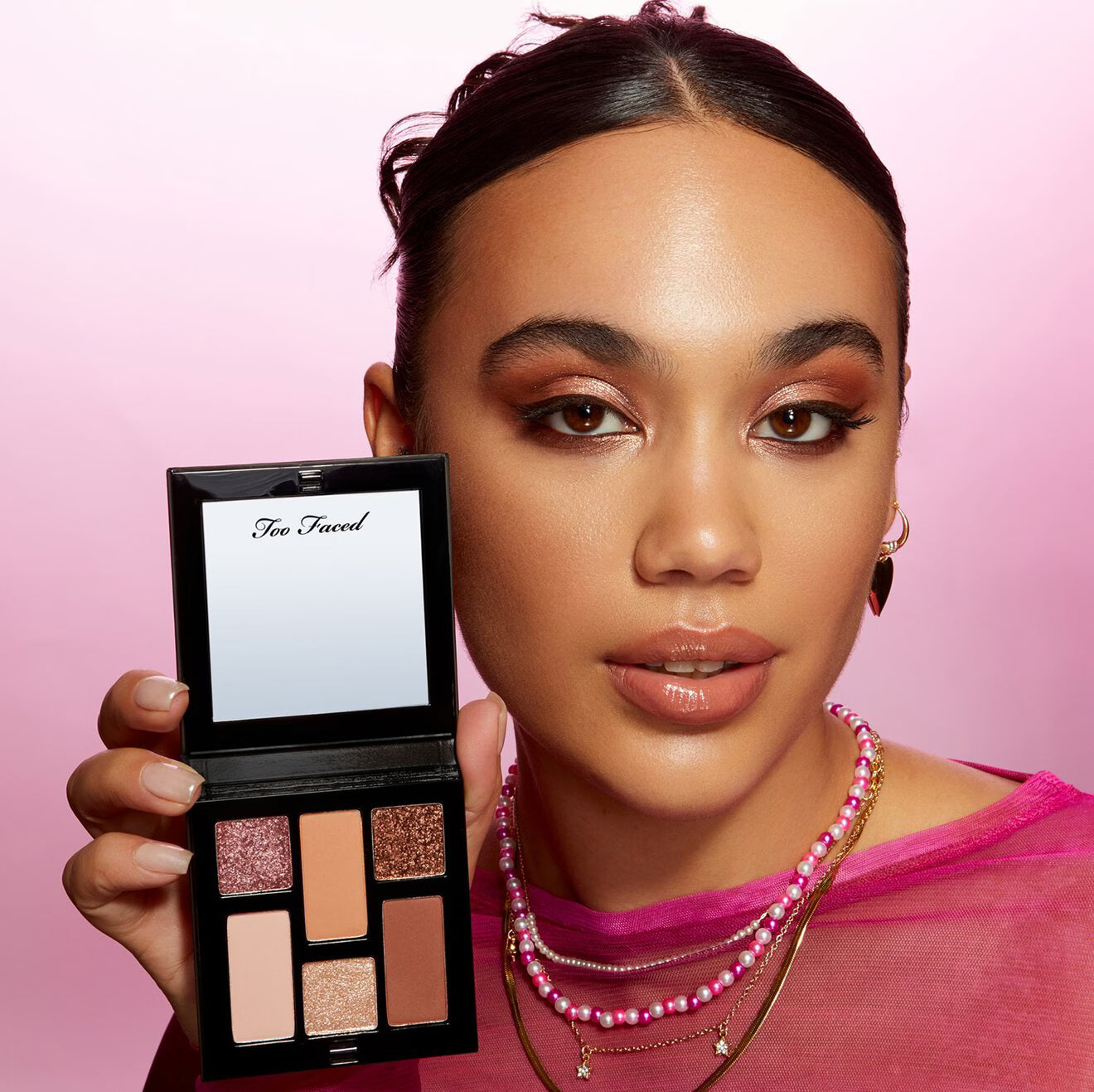 Born This Way Complexion-Inspired Mini Eye Shadow Palettes