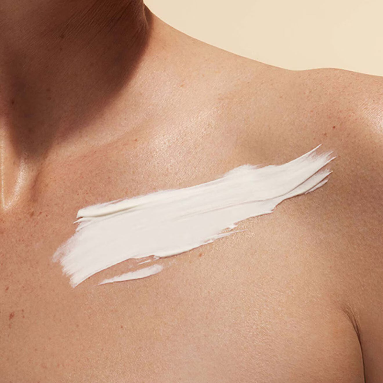 Youth-protecting Sunscreen SPF30