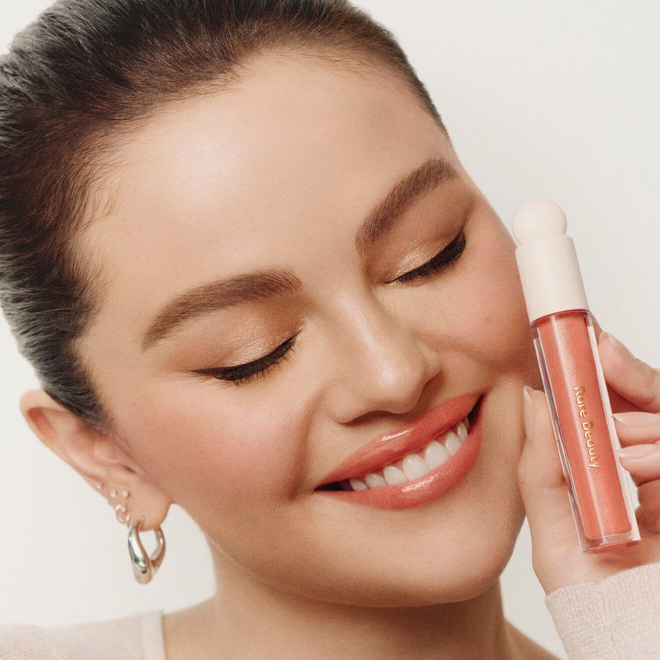 Positive Light Luminizing Lip Gloss