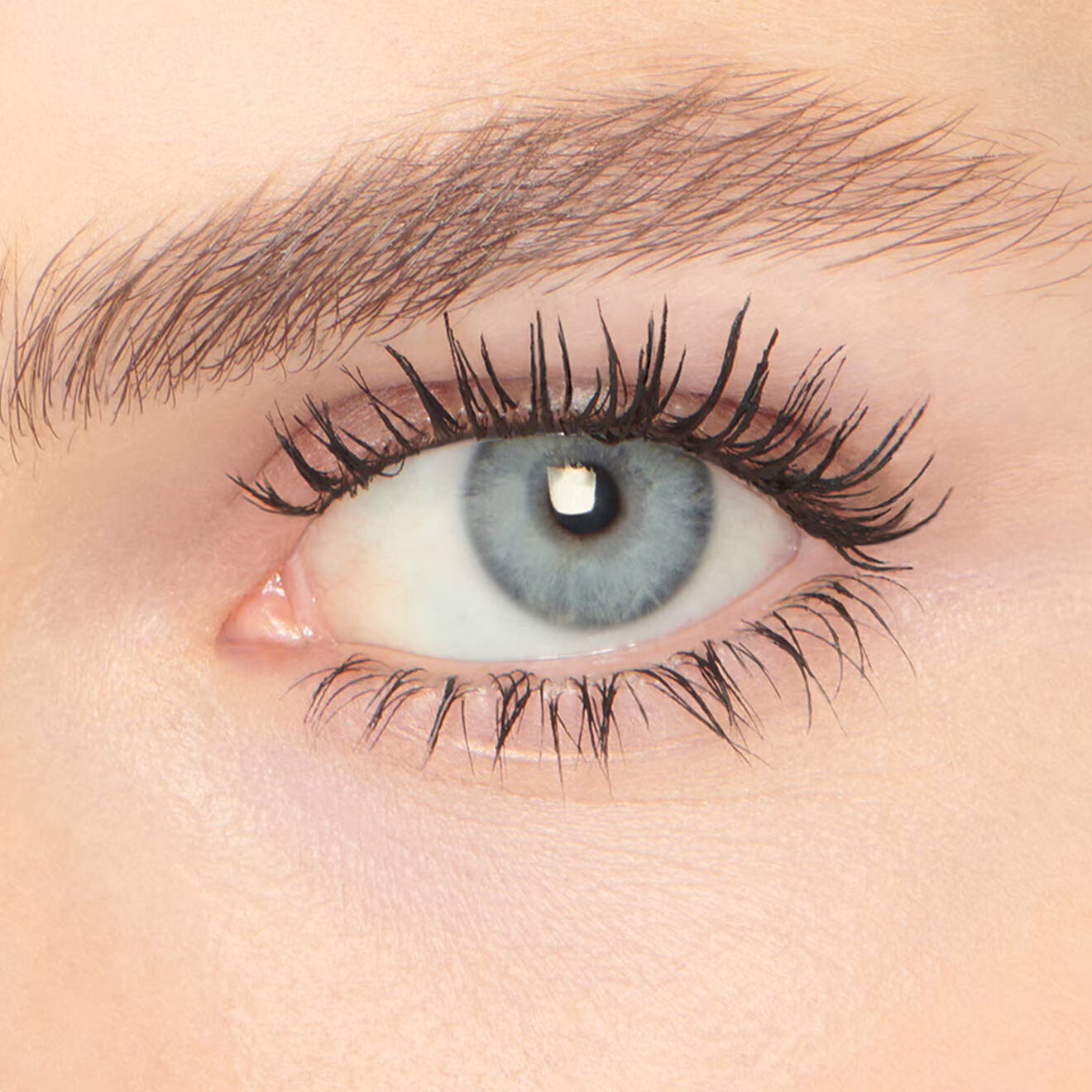 Outrageous Curl – Dramatic Volume And Curve Mascara Black