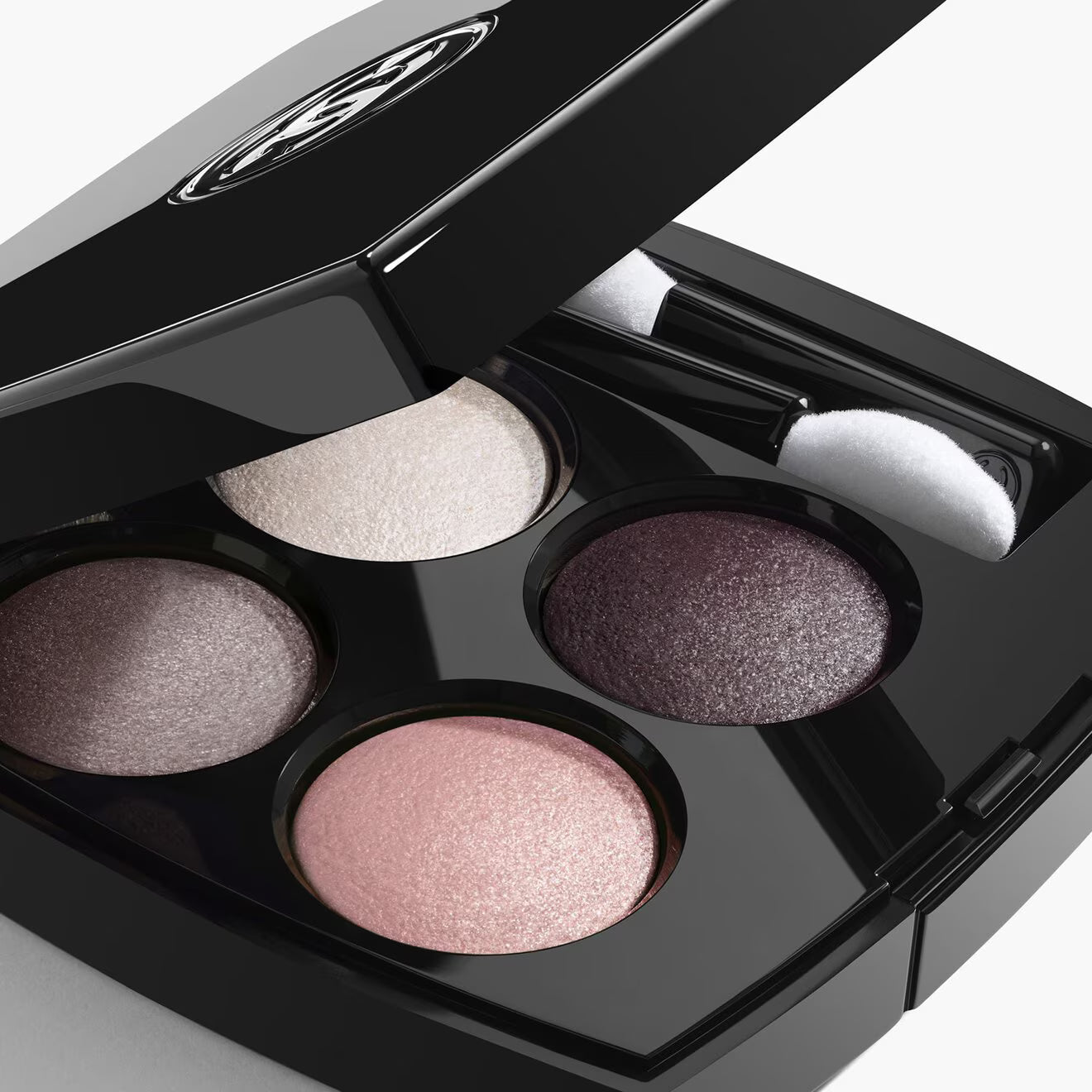 LES 4 OMBRES - Multi-Effect Quadra Eyeshadow