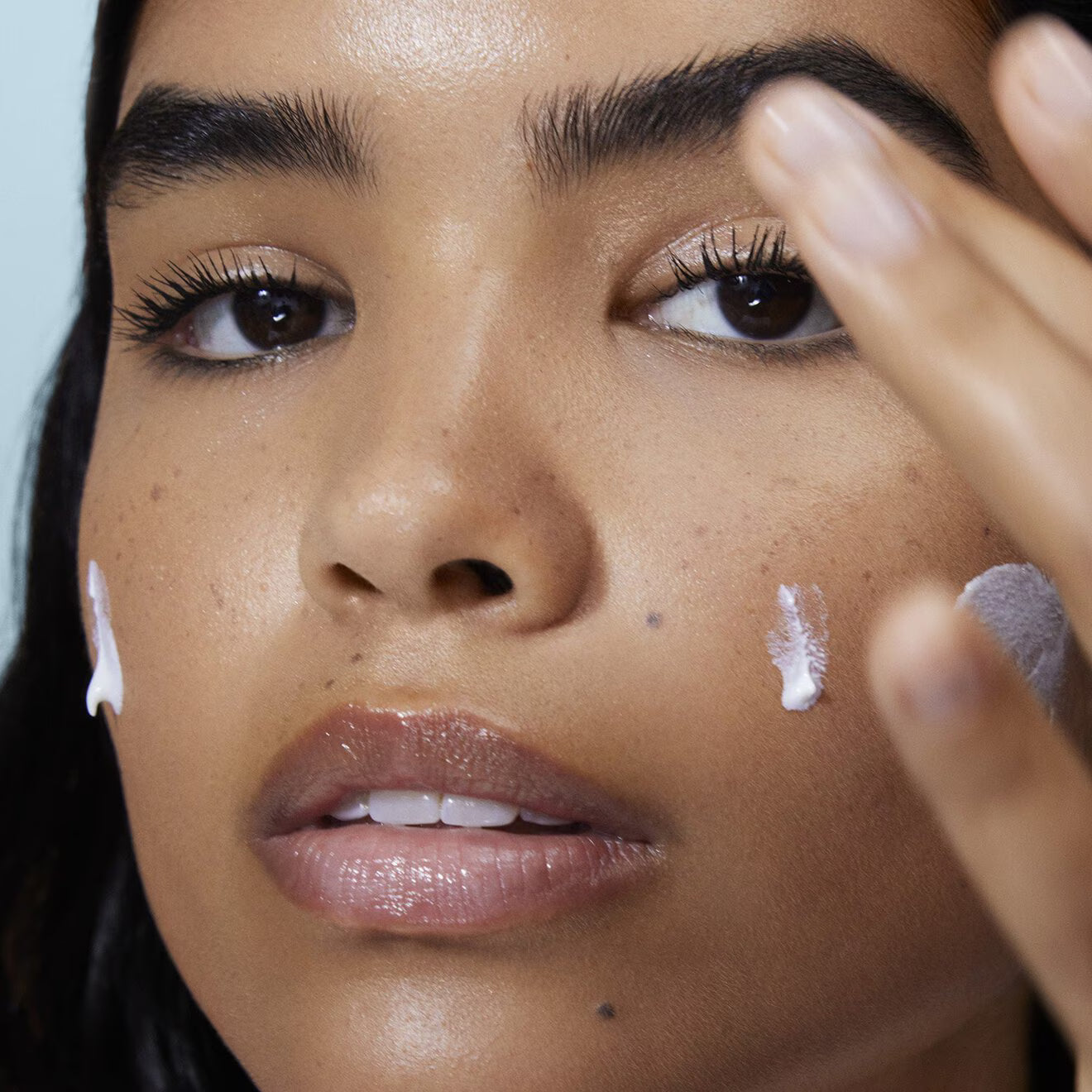 Hydrate Daily Defense - Hydrating Fluid SPF30 with UVA/UVB Filters