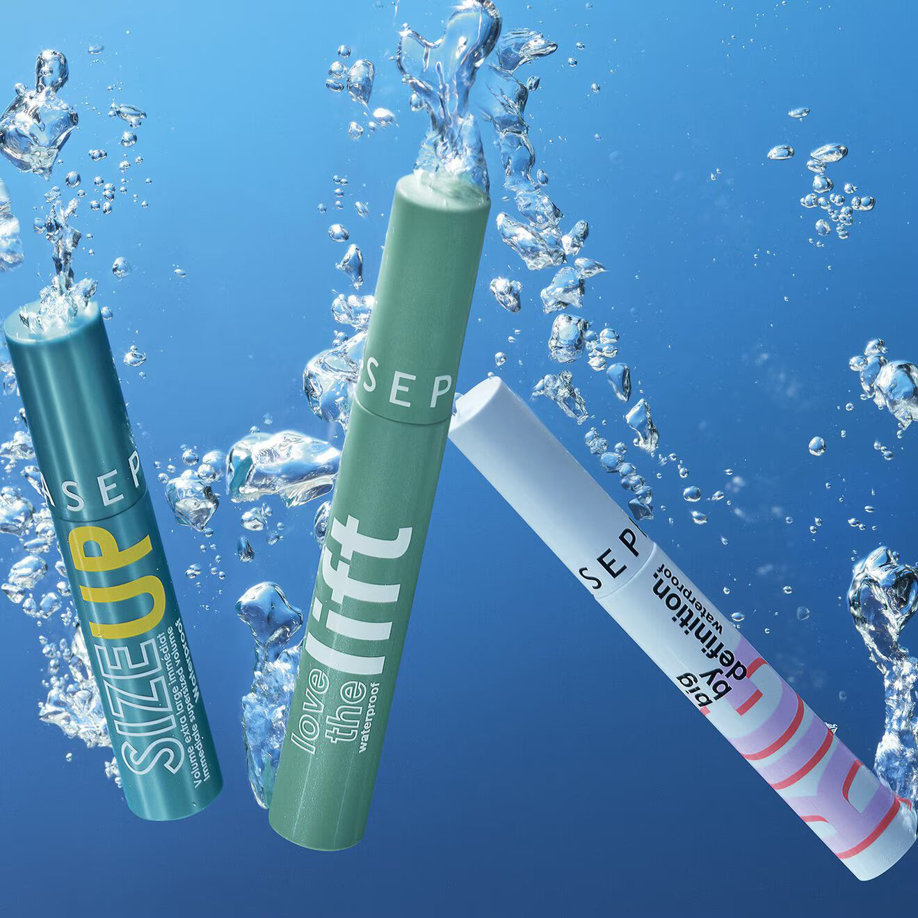 Love The Lift Waterproof - Instant Curl And Lifted Volume Mascara