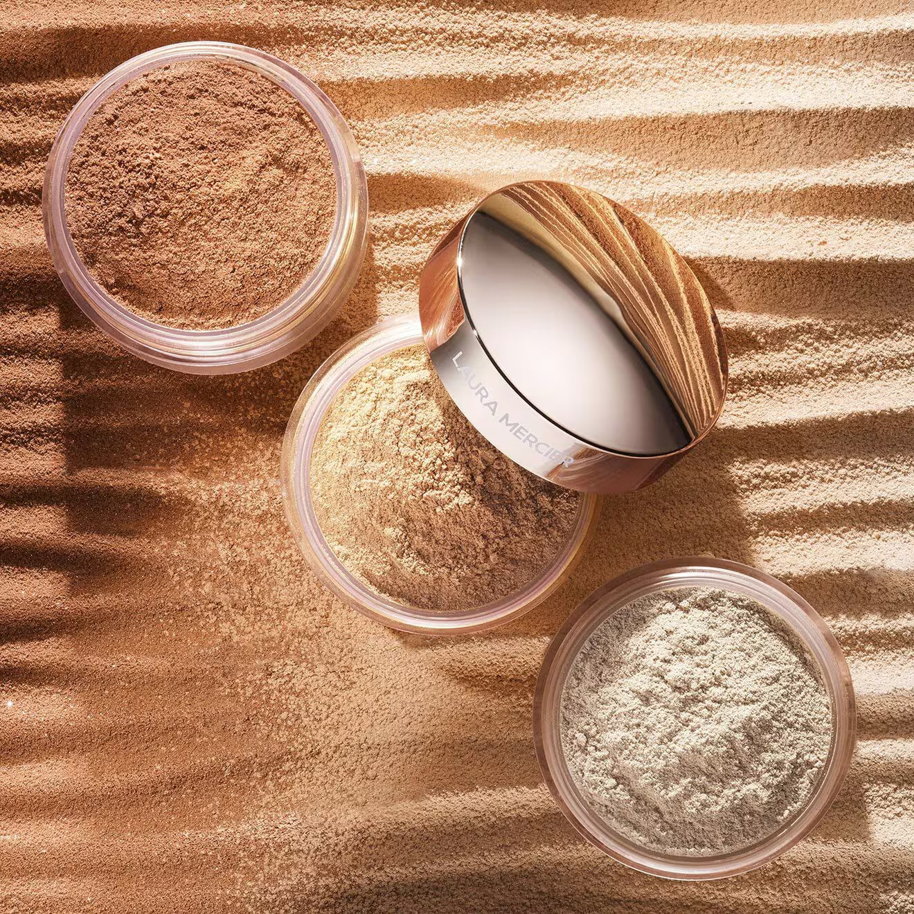 Translucent Loose Setting Powder Light Catcher - Matte setting powder