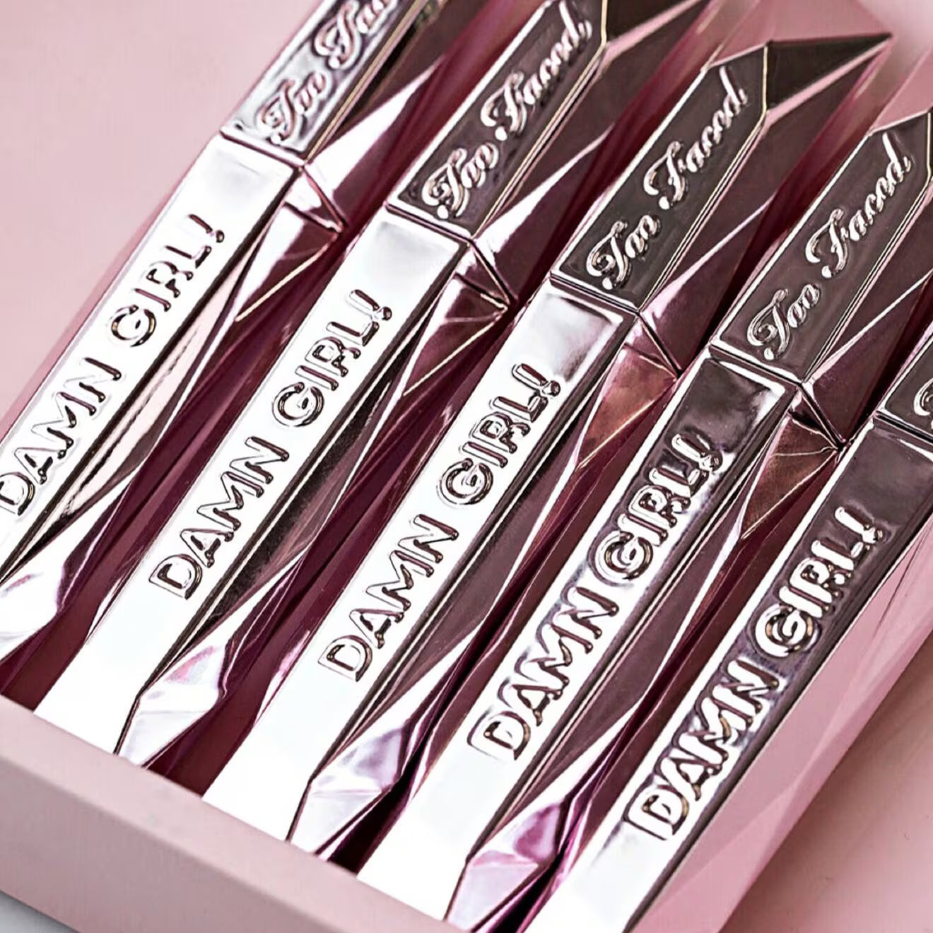 Damn Girl! Deluxe Mascara - Travel Size Mascara