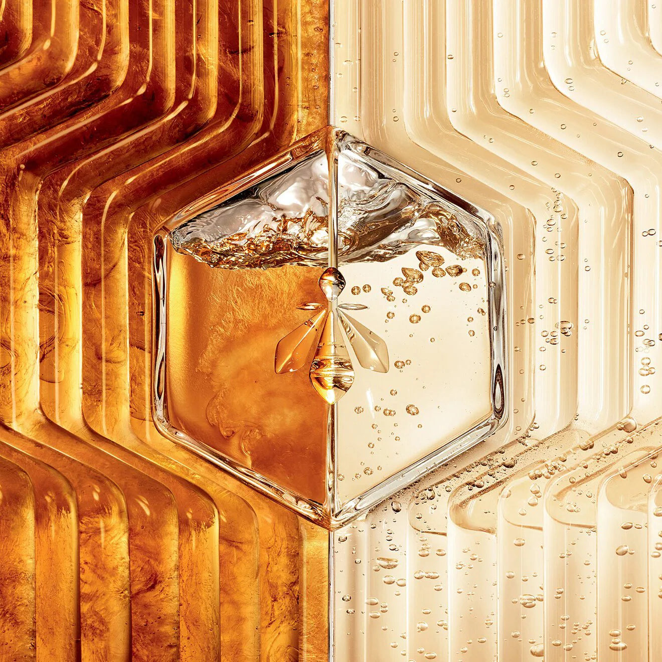 Abeille Royale - Revitalizing & Fortifying Care Shampoo