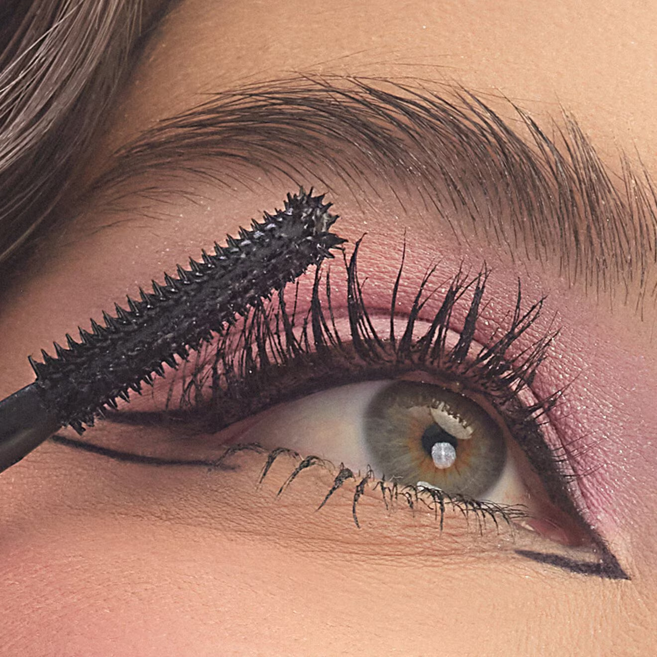 Ribbon Wrapped Lash Mascara